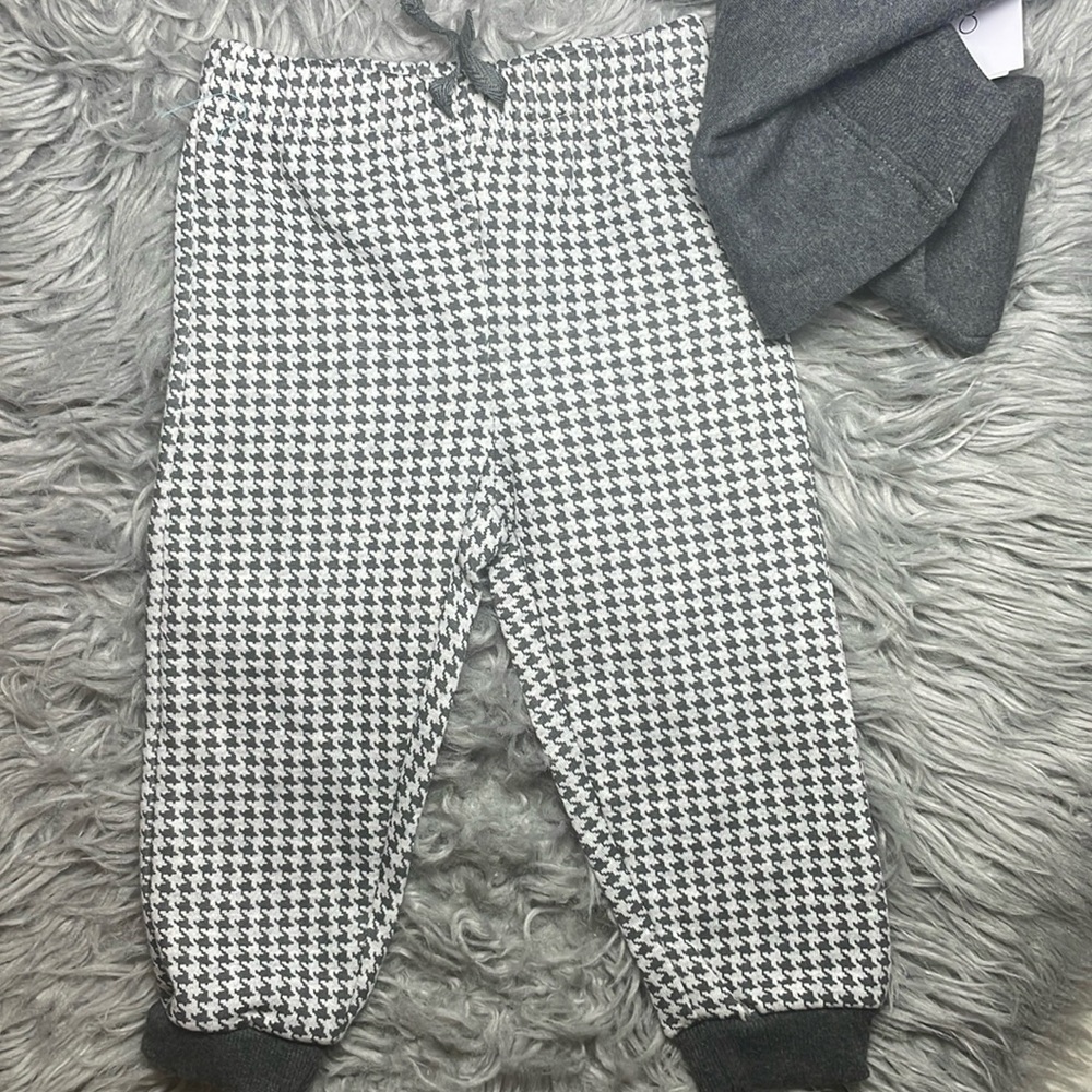 Calvin Klein Gray Matching Sweatshirt Set - Picture 2 of 3